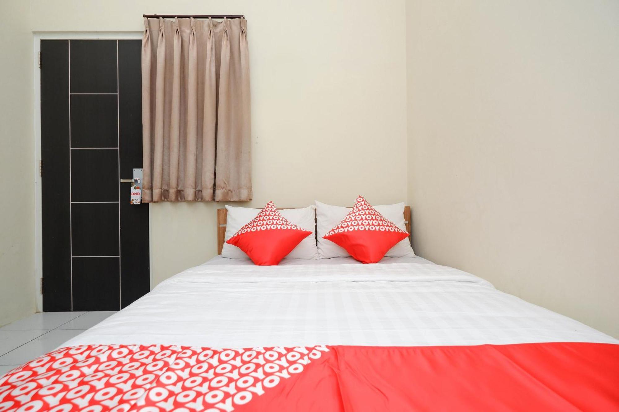 Unta Residence Semarang Exterior foto